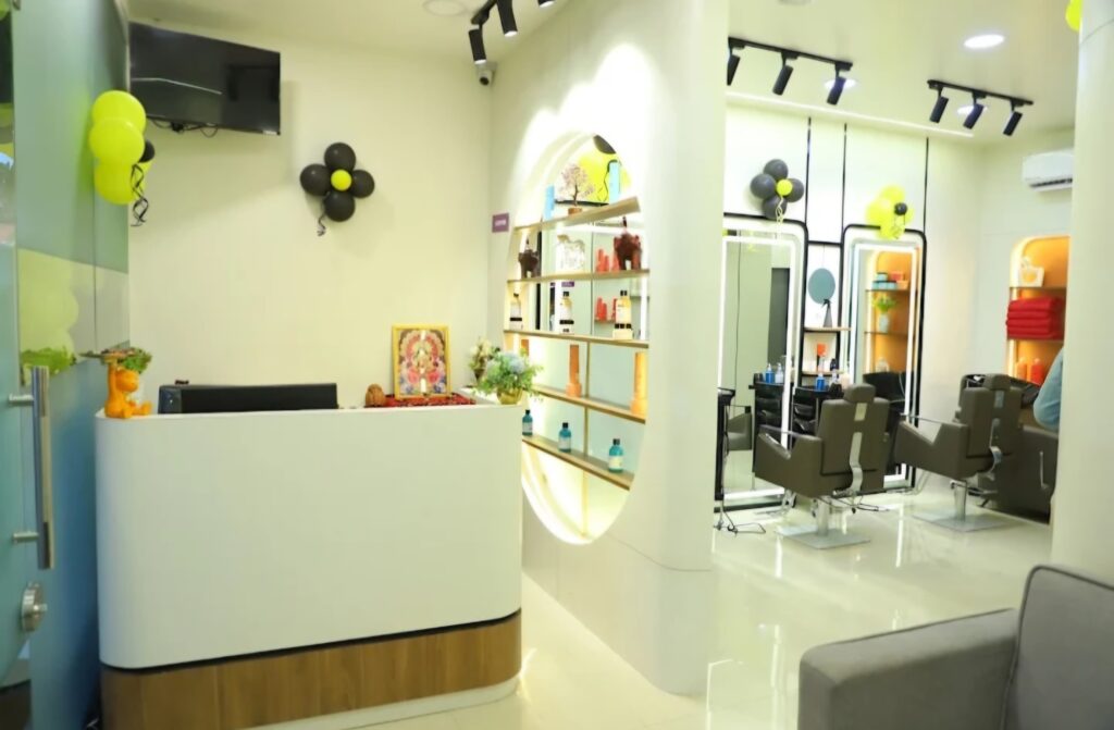 hair and beauty salon in latur